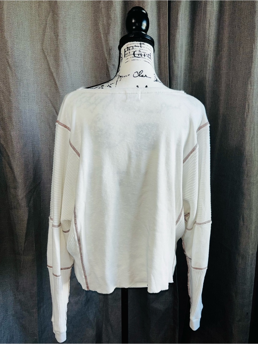 BKE XL Lightweight Ivory Long Sleeve Top with Contrast Seams - Picture 2 of 2
